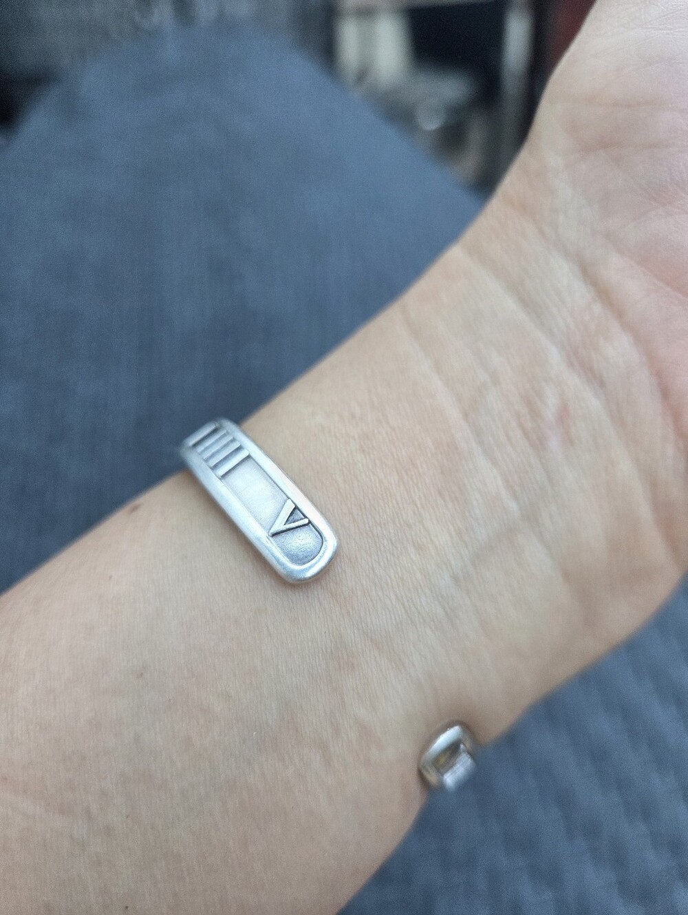 1995 Tiffany &Co Italy Sterling Silver 925 Roman Numerals Bracelet Cuff. 5.5" - Picture 8 of 11